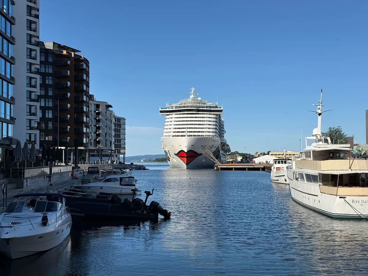 AIDAnova im Hafen von Oslo