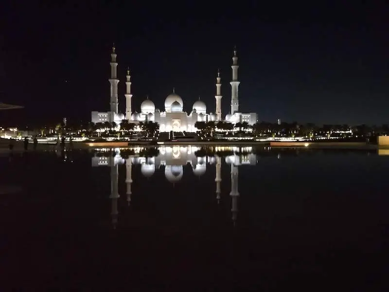 Die große Moschee von Abu Dhabi