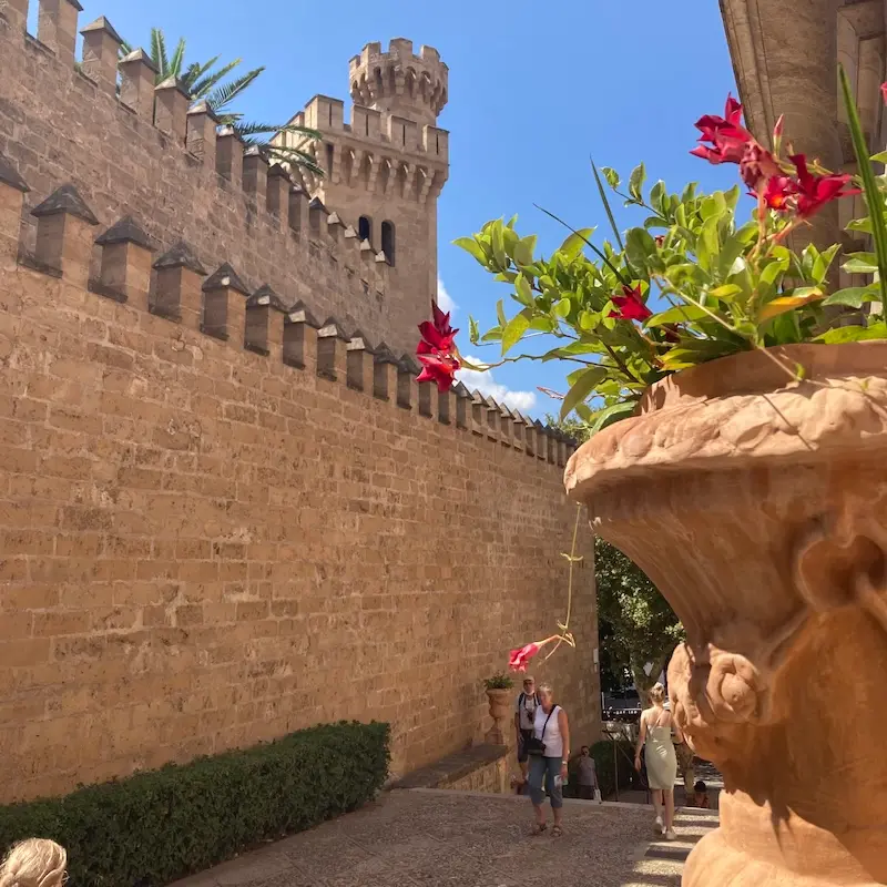 Landgang durch Mallorcas Hauptstadt Palma.