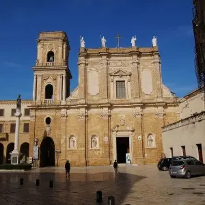 Der Piazza Duomo in Brindisi