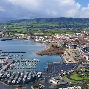 Landausflüge in Praia da Victoria (Terceira)