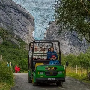 Landausflug in Nordfjordeid