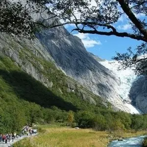 Landausflug in Nordfjordeid