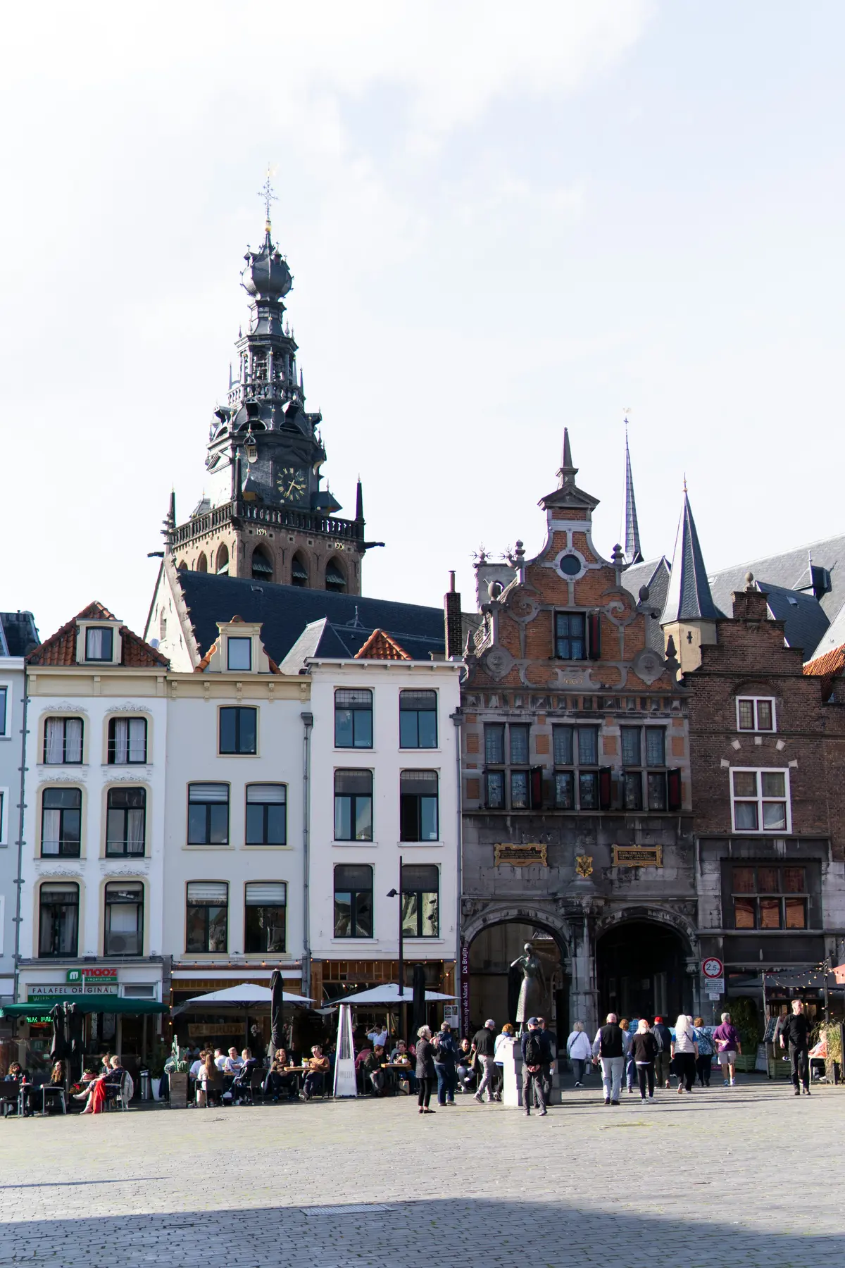 Die Stadt Nijmegen im Bild von Lidia Nemiroff auf Unsplash