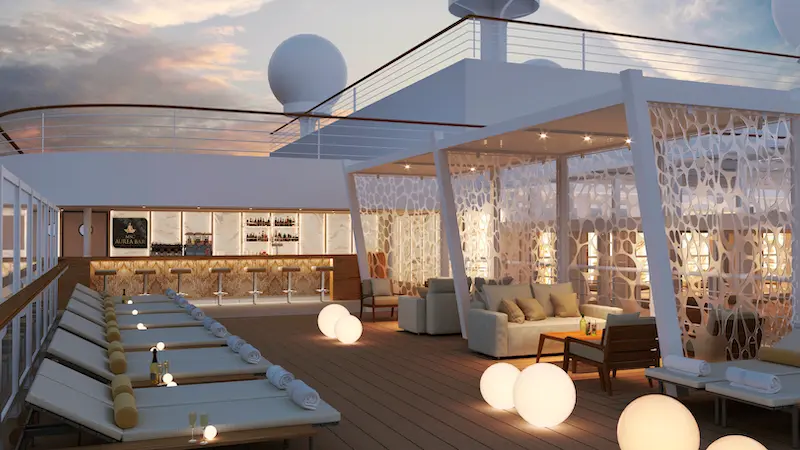 MSC19000781 Das Sonnendeck an Bord