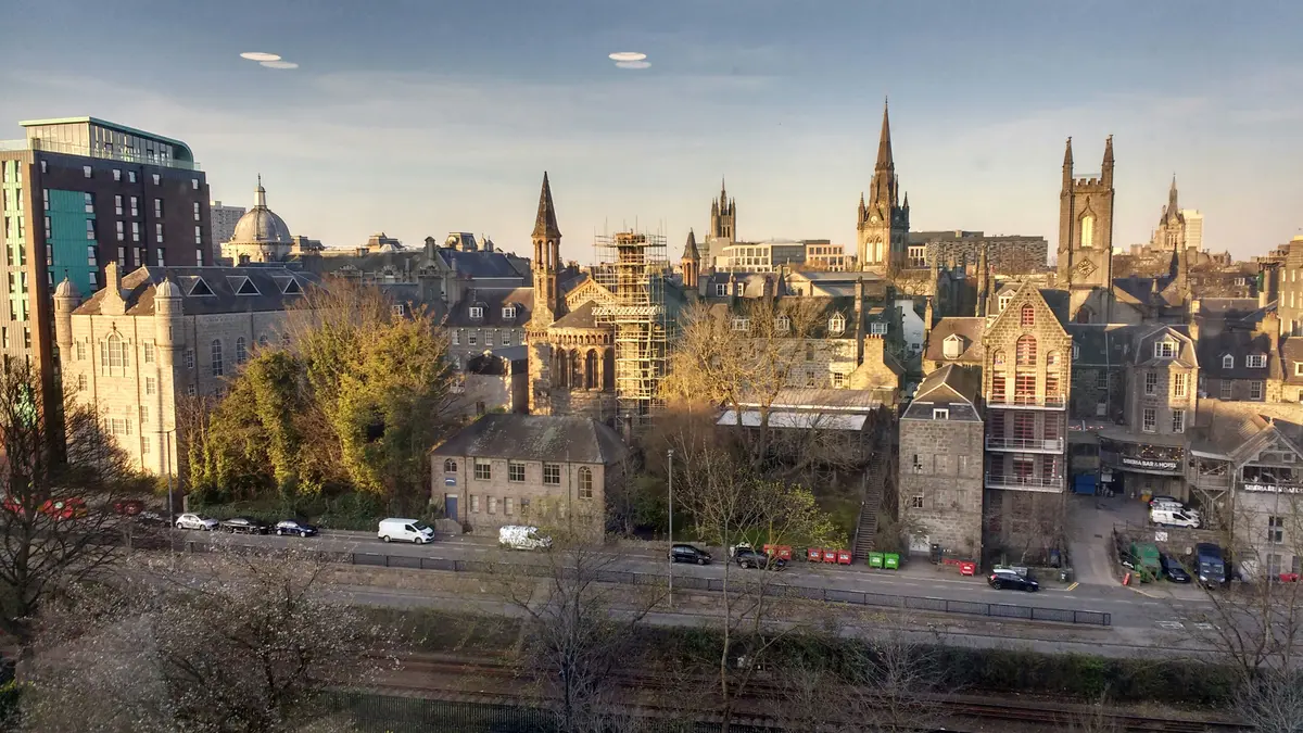 Blick auf Aberdeen im Bild von Polka w UK auf Unsplash